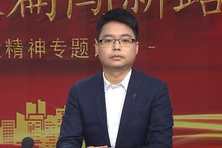 就是玩儿！哈姆第一节后段将首发五前锋阵容变换为三后卫